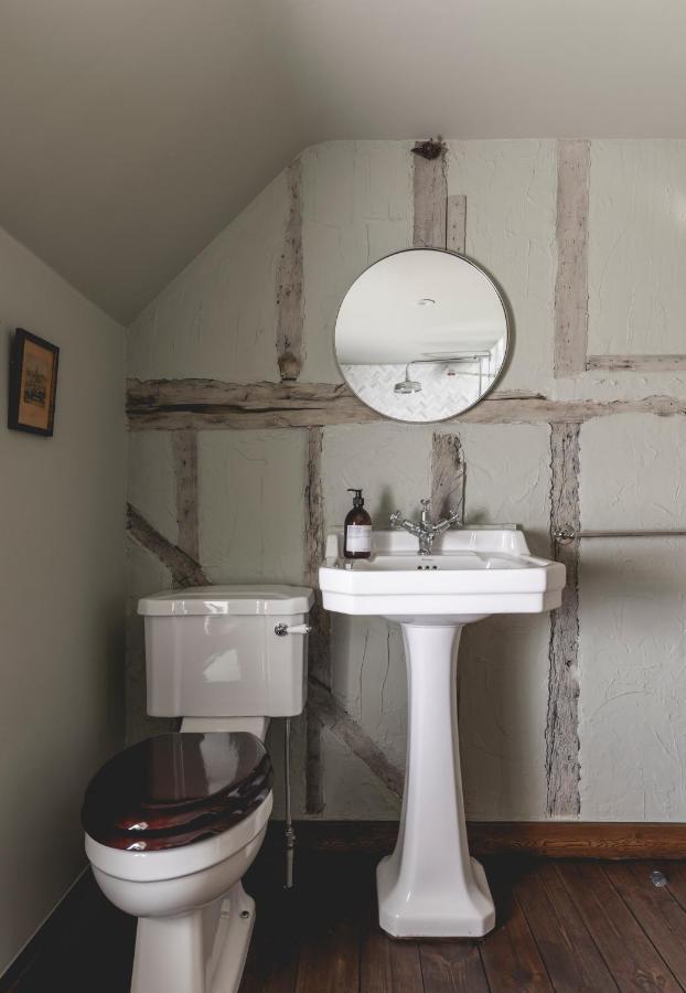 Cosy Cottage With Beautiful Garden, Hottub & Sauna Marden  Eksteriør bilde