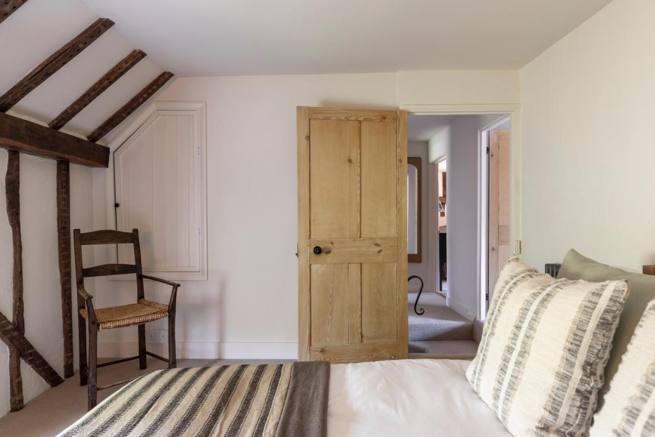 Cosy Cottage With Beautiful Garden, Hottub & Sauna Marden  Eksteriør bilde